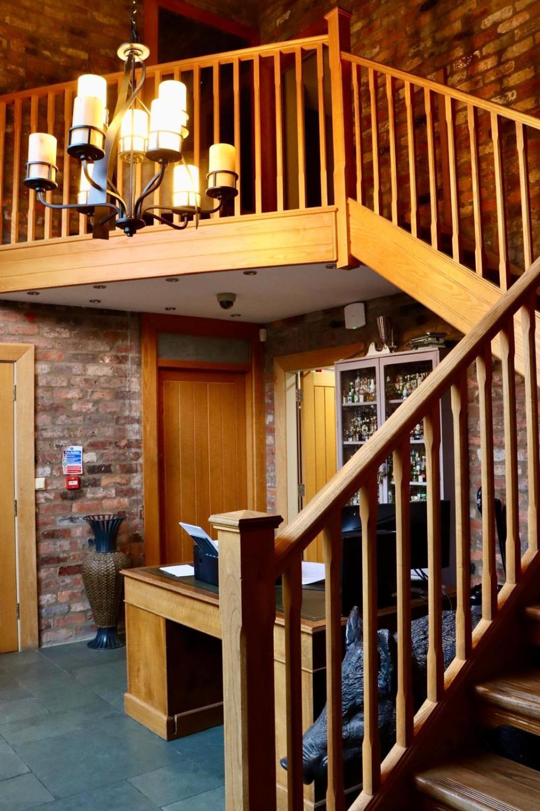 The Pig Inn Snaith Extérieur photo